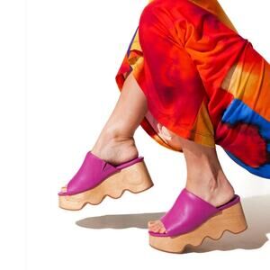 Charlotte Stone Truman Platform Mule Clog Leather Magenta Wood Sole Size 8